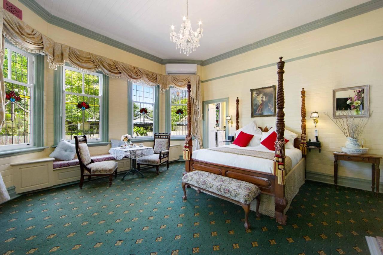 The Old Bank Gladstone Licensed Restaurant & Boutique Accommodation Hat Head ภายนอก รูปภาพ